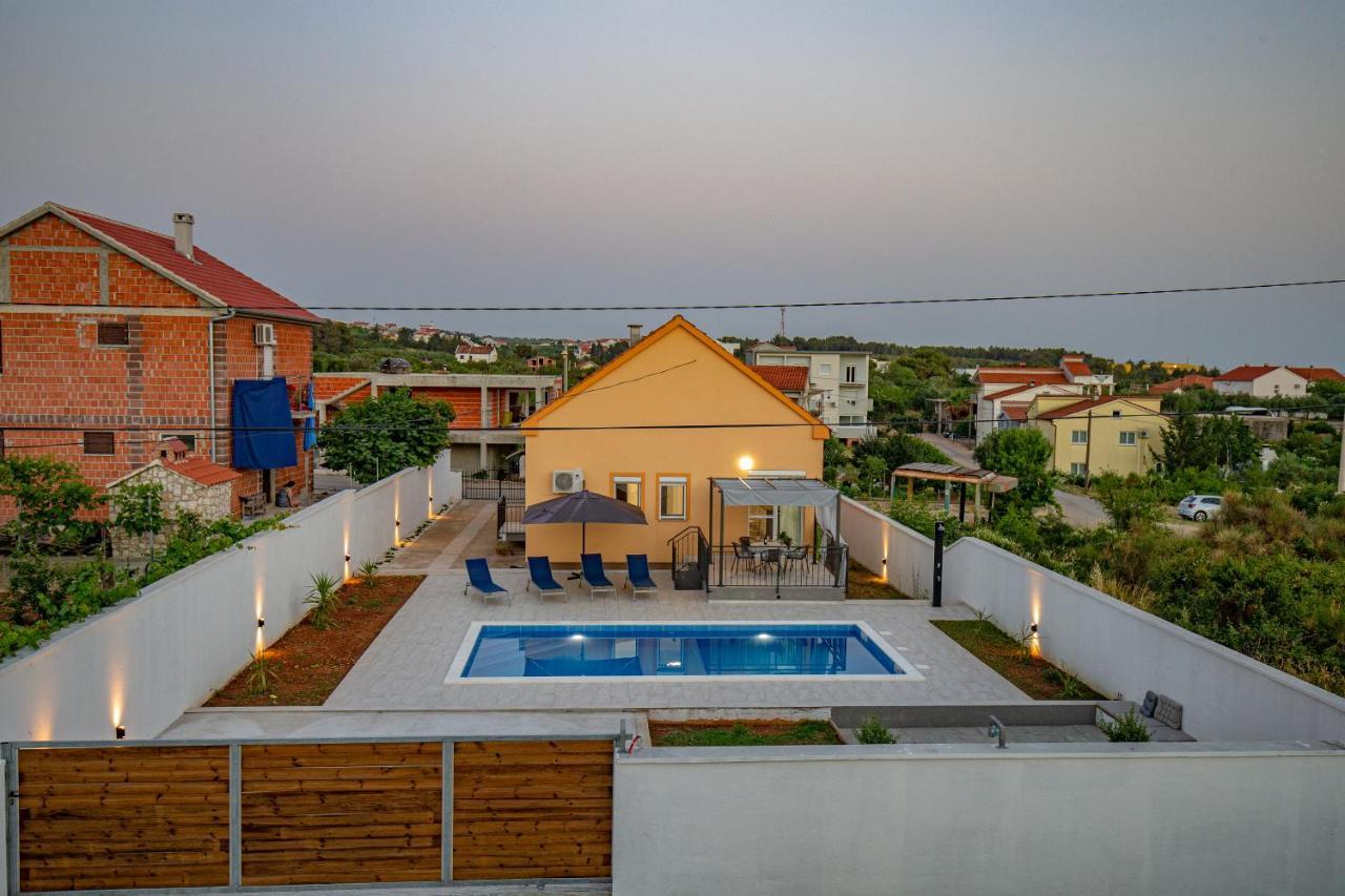 Villa Family And Friends Private Heated Pool With Jacuzzi Zadar Ngoại thất bức ảnh